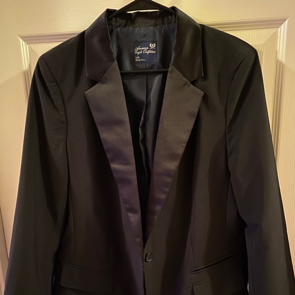 Tuxedo blazer